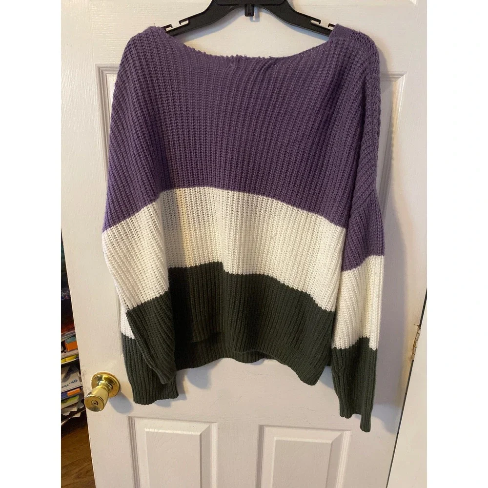 No Comment Plus Colorblock V-Neck Sweater Purple White Green 3X RS621227